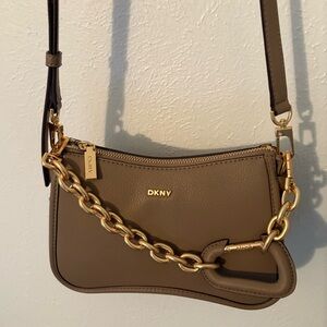 NWT DKNY Adria Crossbody Bag with Gold Chain Accent
